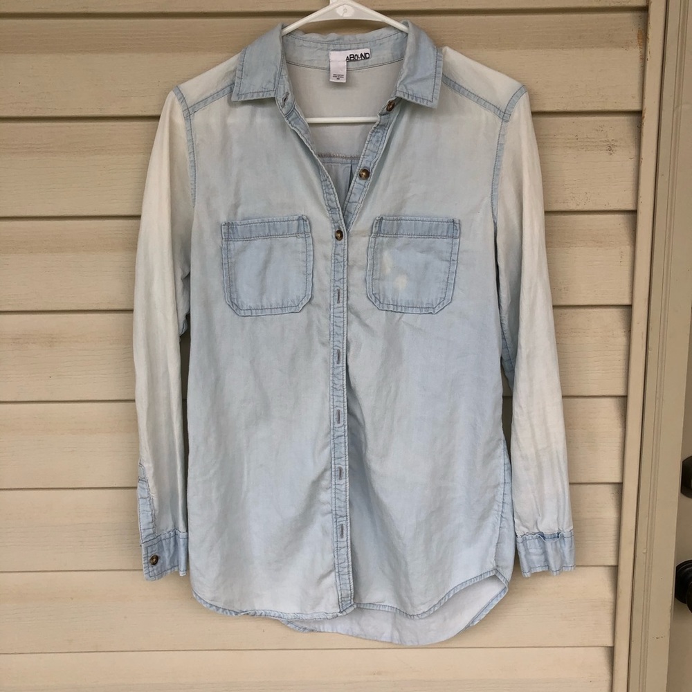 Jean-like jacket/ button up
